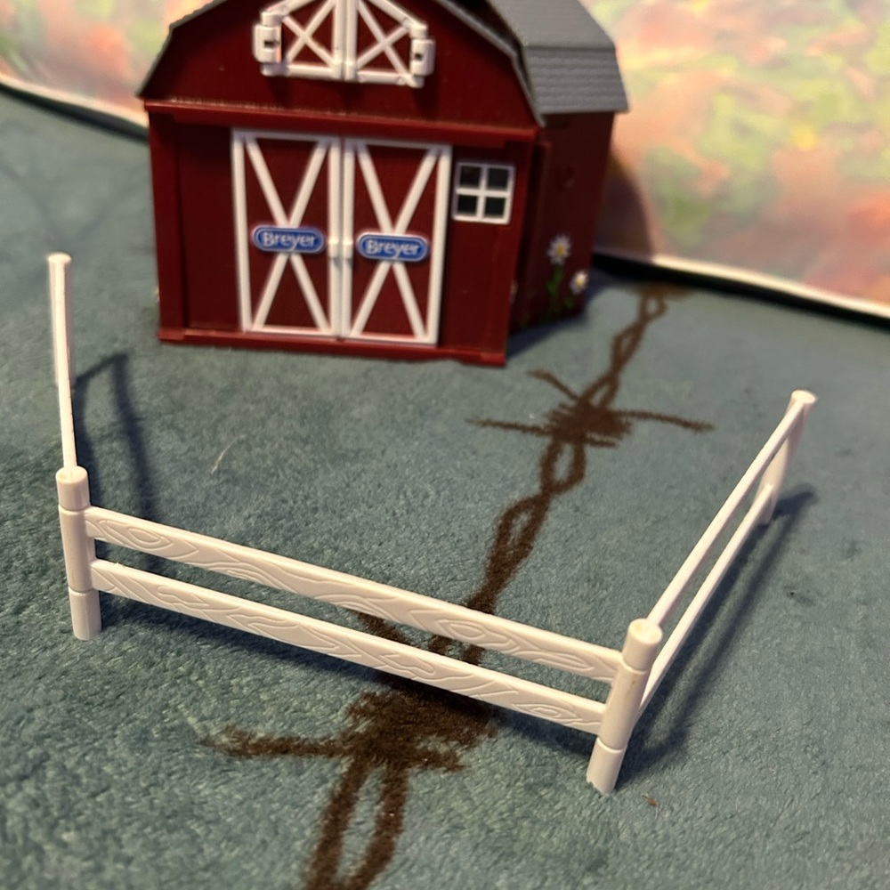 Breyer Red Barn with White Fence Set